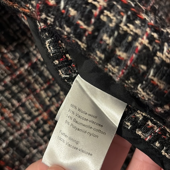 Akris Punto - Bergdorf Goodman - Black and Red Blazer with Tweed Texture - Sz 10 - Picture 5 of 8